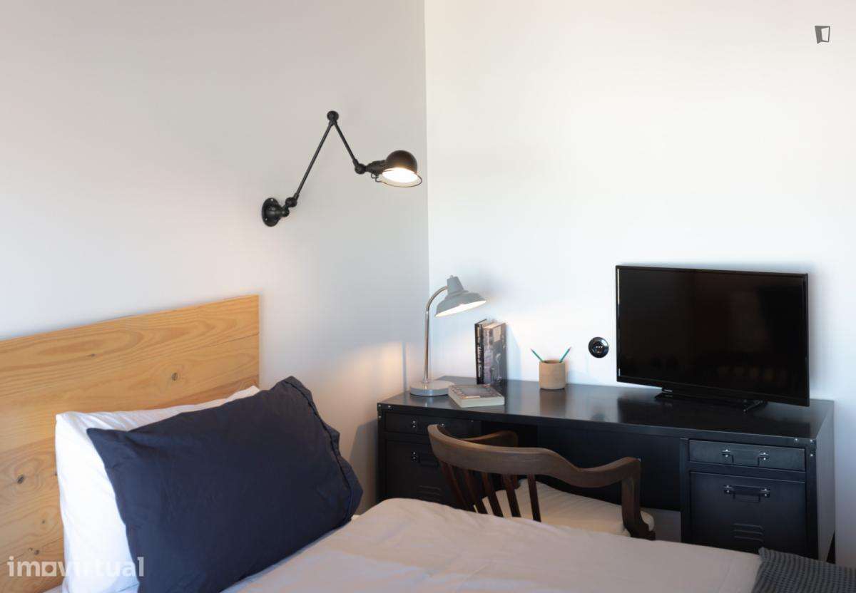 Quarto - localizado em Sete Rios Lisbon - Grande imagem: 5/60