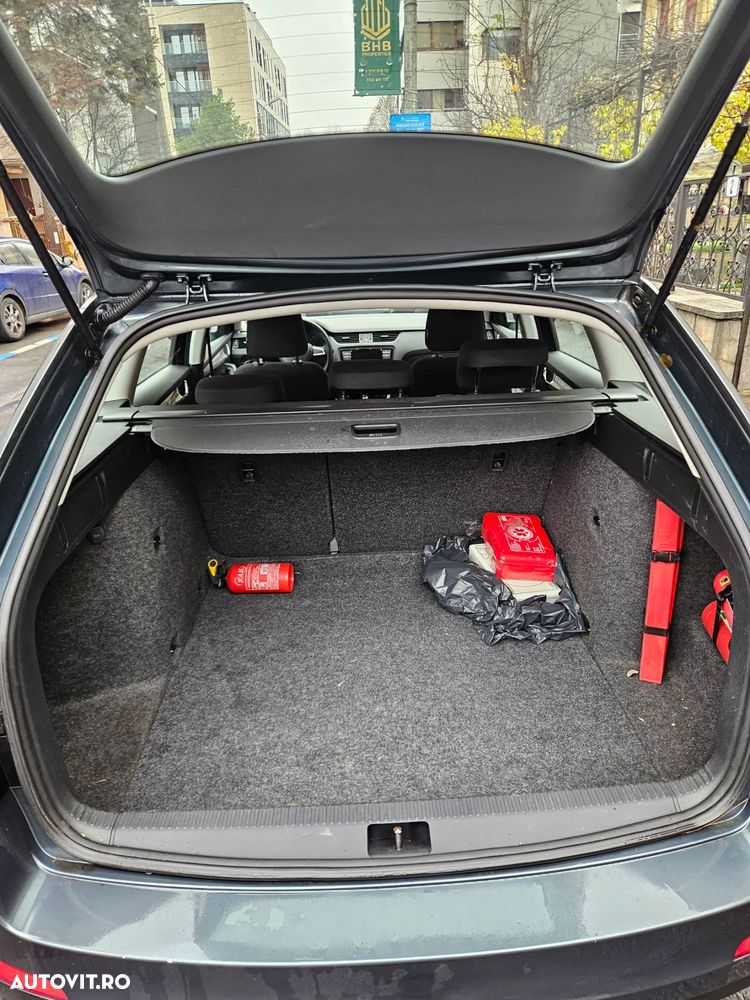 Skoda Octavia 1.6 TDI GREENLINE - 13