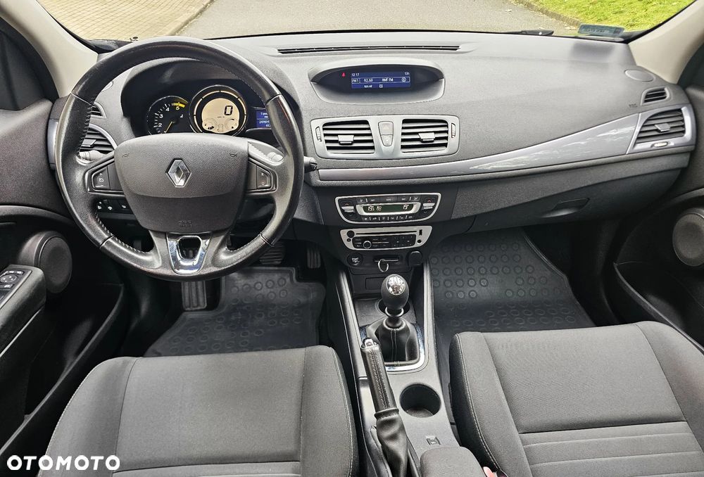 Renault Megane 1.5 dCi Limited - 12