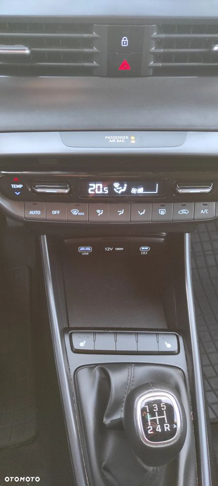 Hyundai i20 1.2 Modern - 6