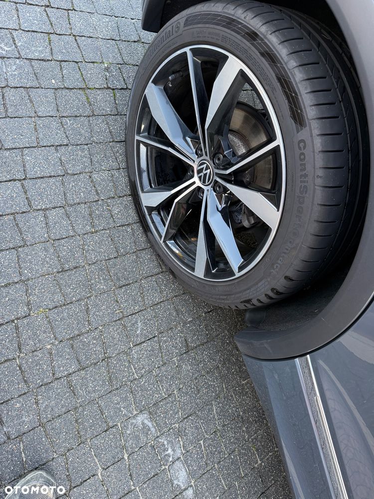 Volkswagen Tiguan 2.0 TDI SCR 4MotION DSG R-Line - 6