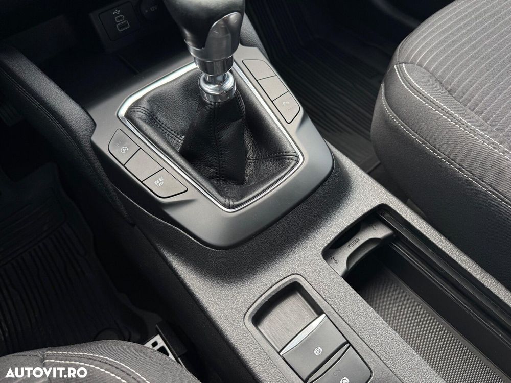 Ford Kuga 1.5 EcoBoost FWD Titanium - 12