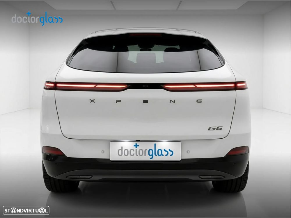 Xpeng G6 66 kWh Standard Range + Gancho de Reboque - 4