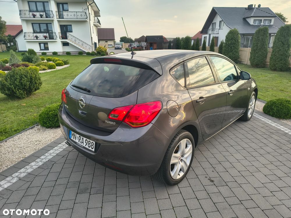 Opel Astra 1.4 Turbo - 8