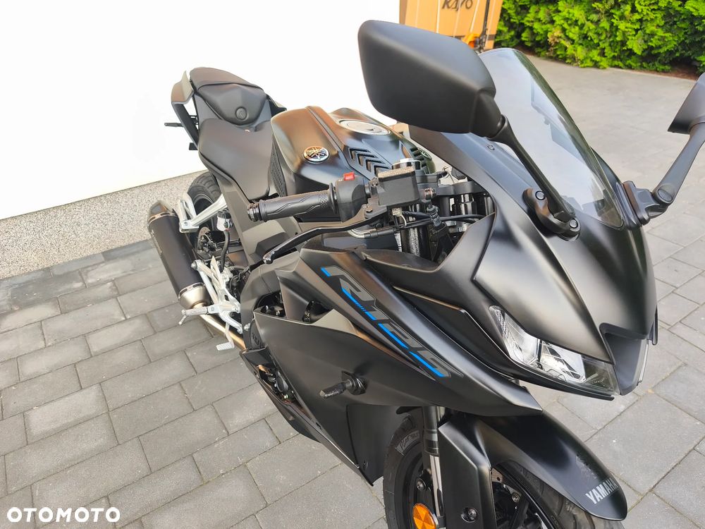 Yamaha YZF - 10