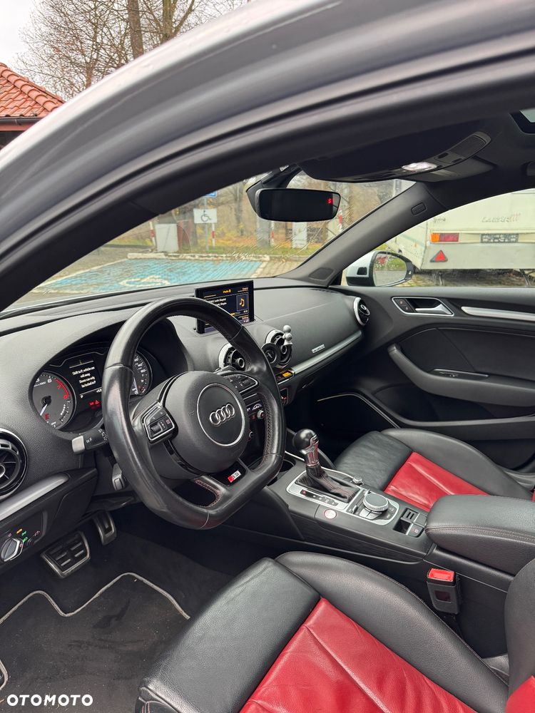 Audi S3 S tronic - 12