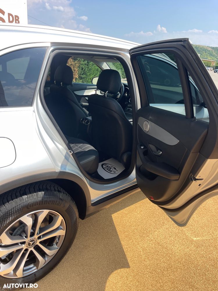 Mercedes-Benz GLC 300 d 4MATIC 9G-TRONIC - 23