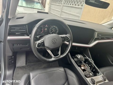 Volkswagen Touareg V6 TDI Elegance - 9