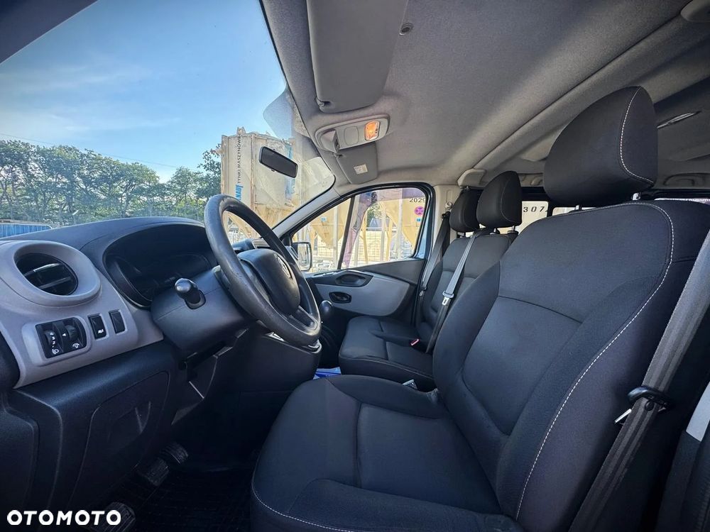 Renault Trafic - 10