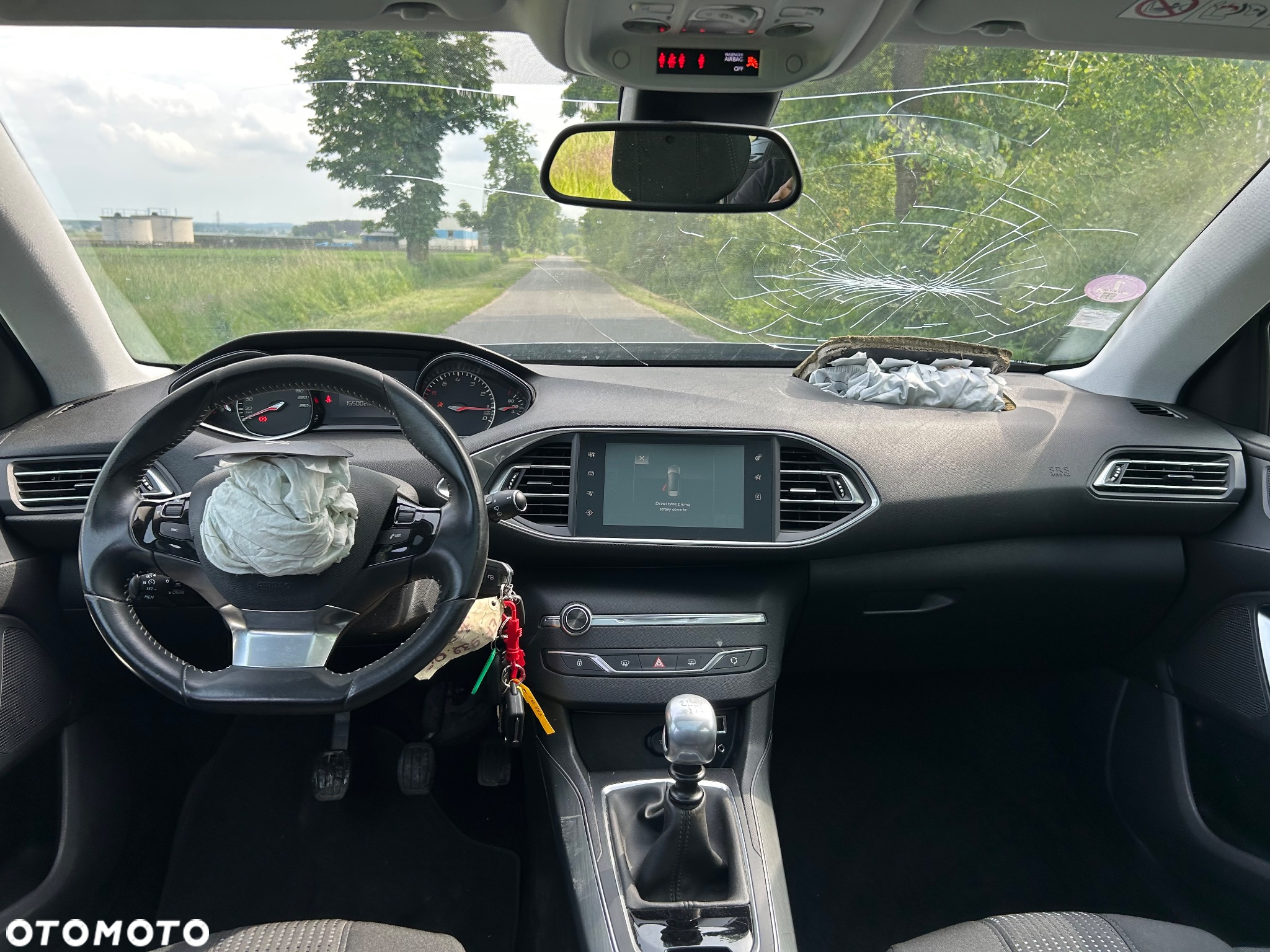 Peugeot 308 - 8