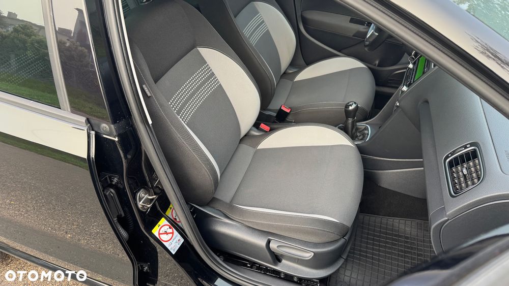 Volkswagen Polo - 14