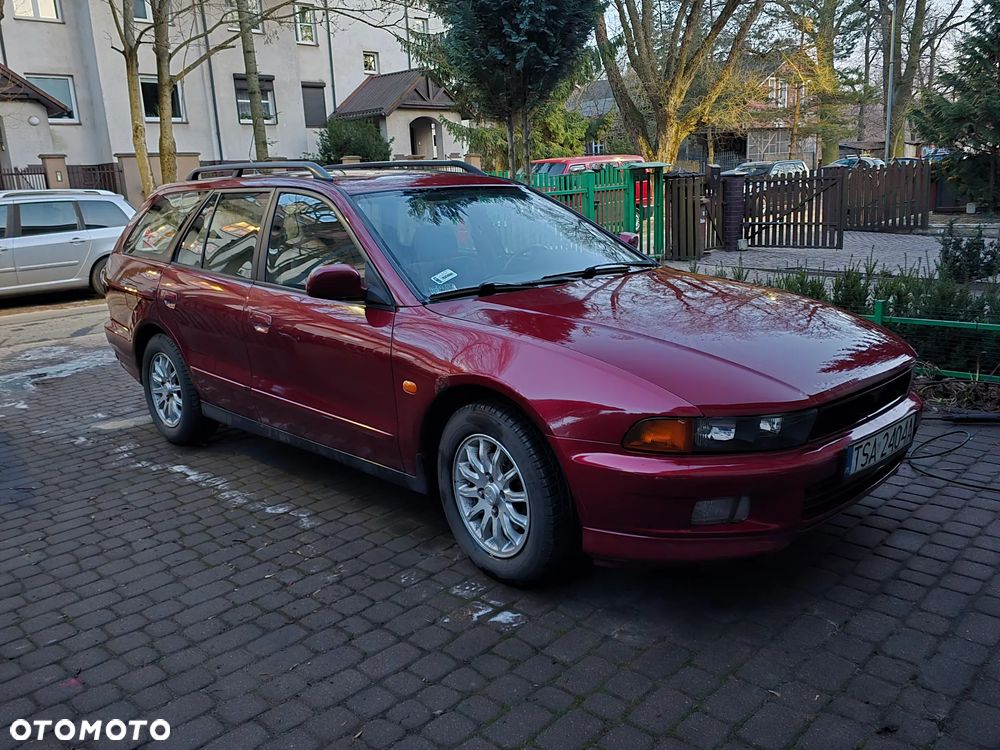 Mitsubishi Galant - 19