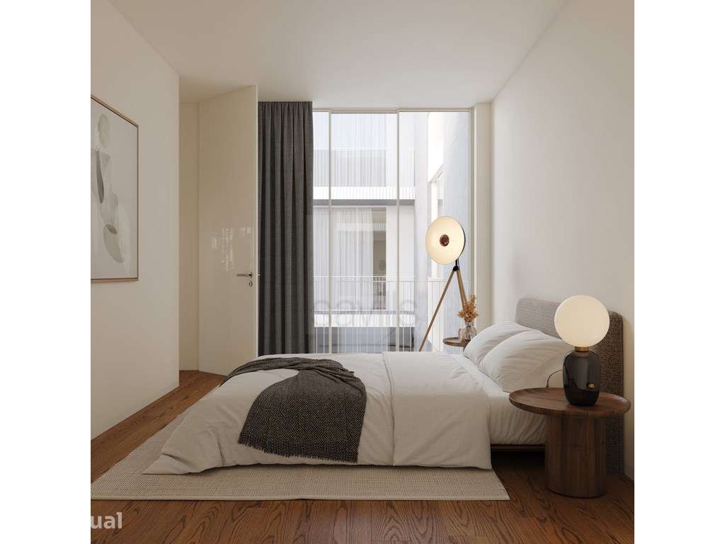 Apartamento T2 com varanda e garagem no centro do Porto - Grande imagem: 3/12