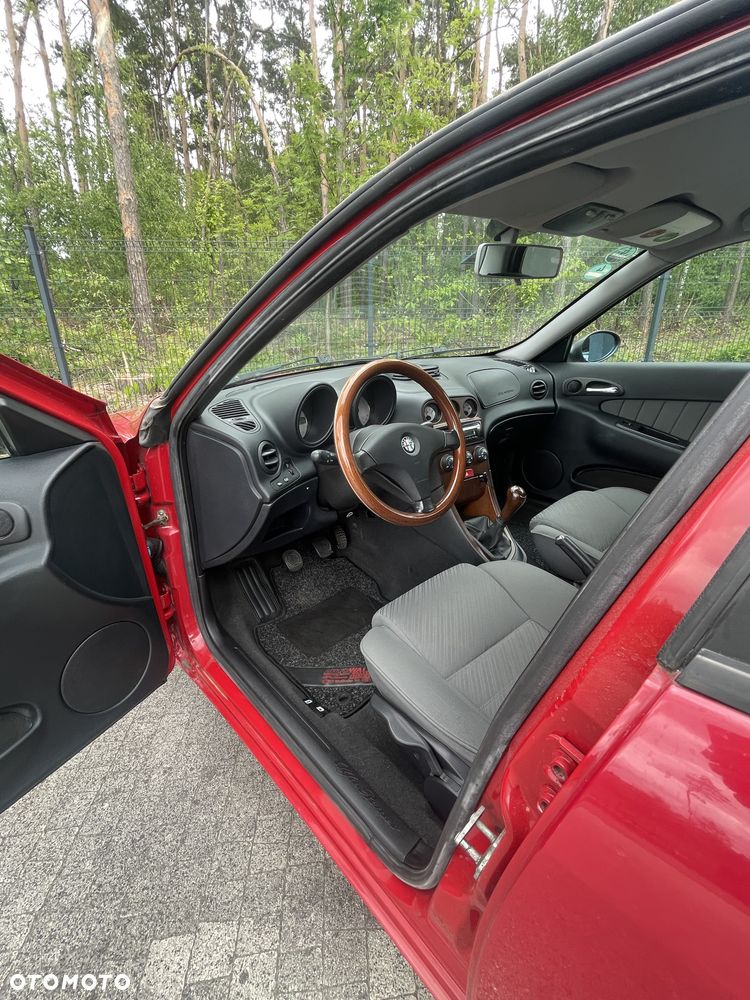 Alfa Romeo 156 - 24