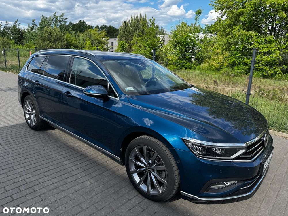 Volkswagen Passat 2.0 TDI Elegance DSG - 12