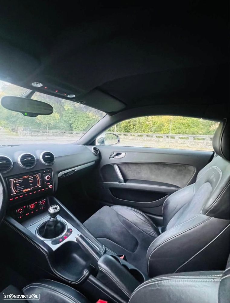 Audi TT Coupé - 8