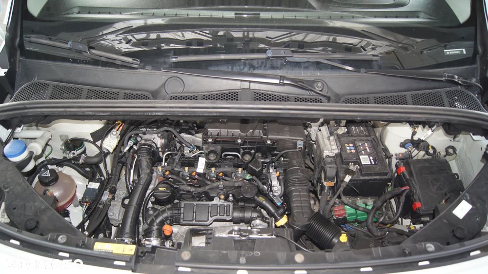 Opel COMBO - 38