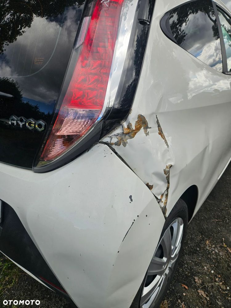 Toyota Aygo 1.0 VVT-i Sprint EU6 - 8