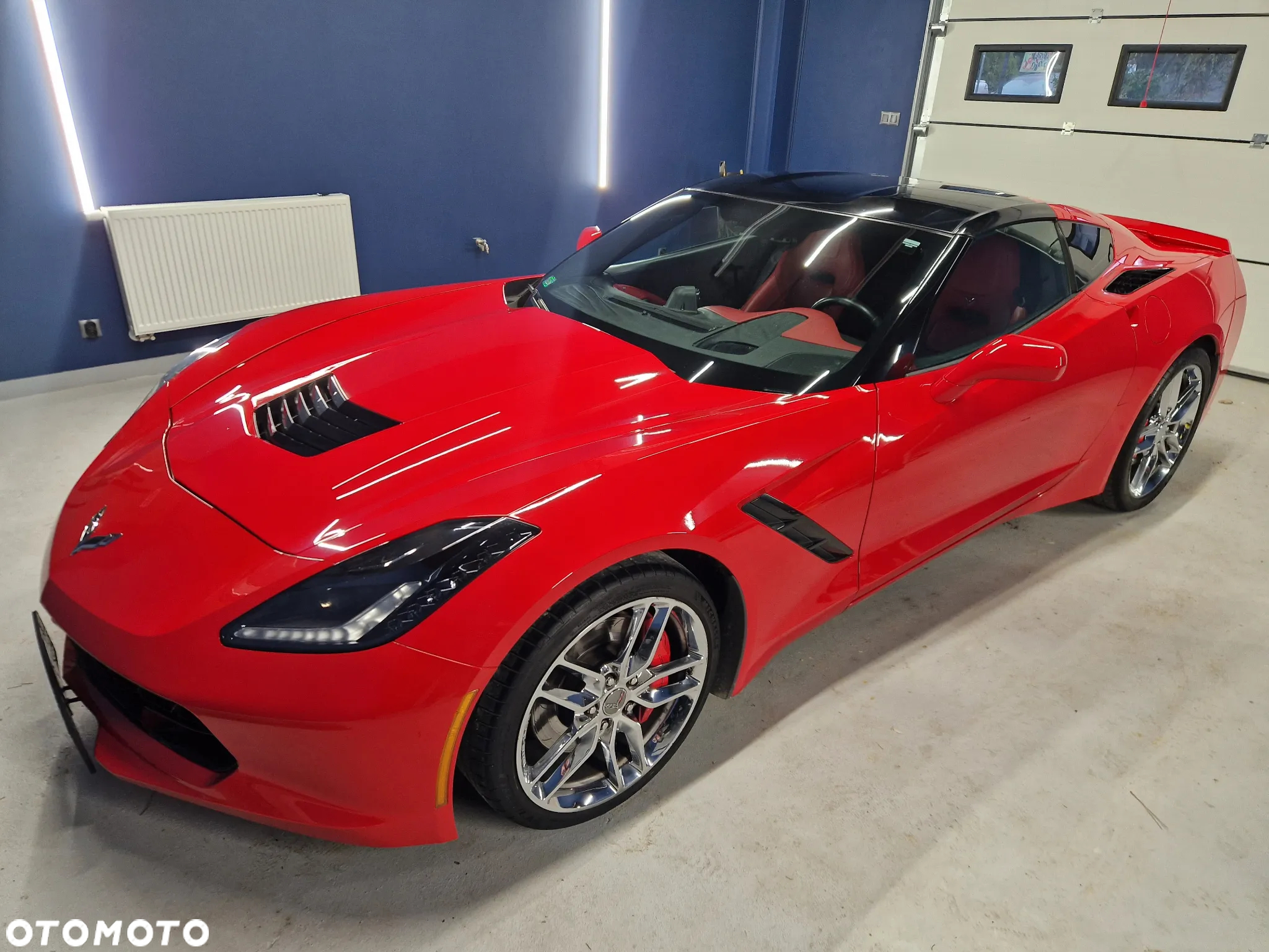 Chevrolet Corvette - 17