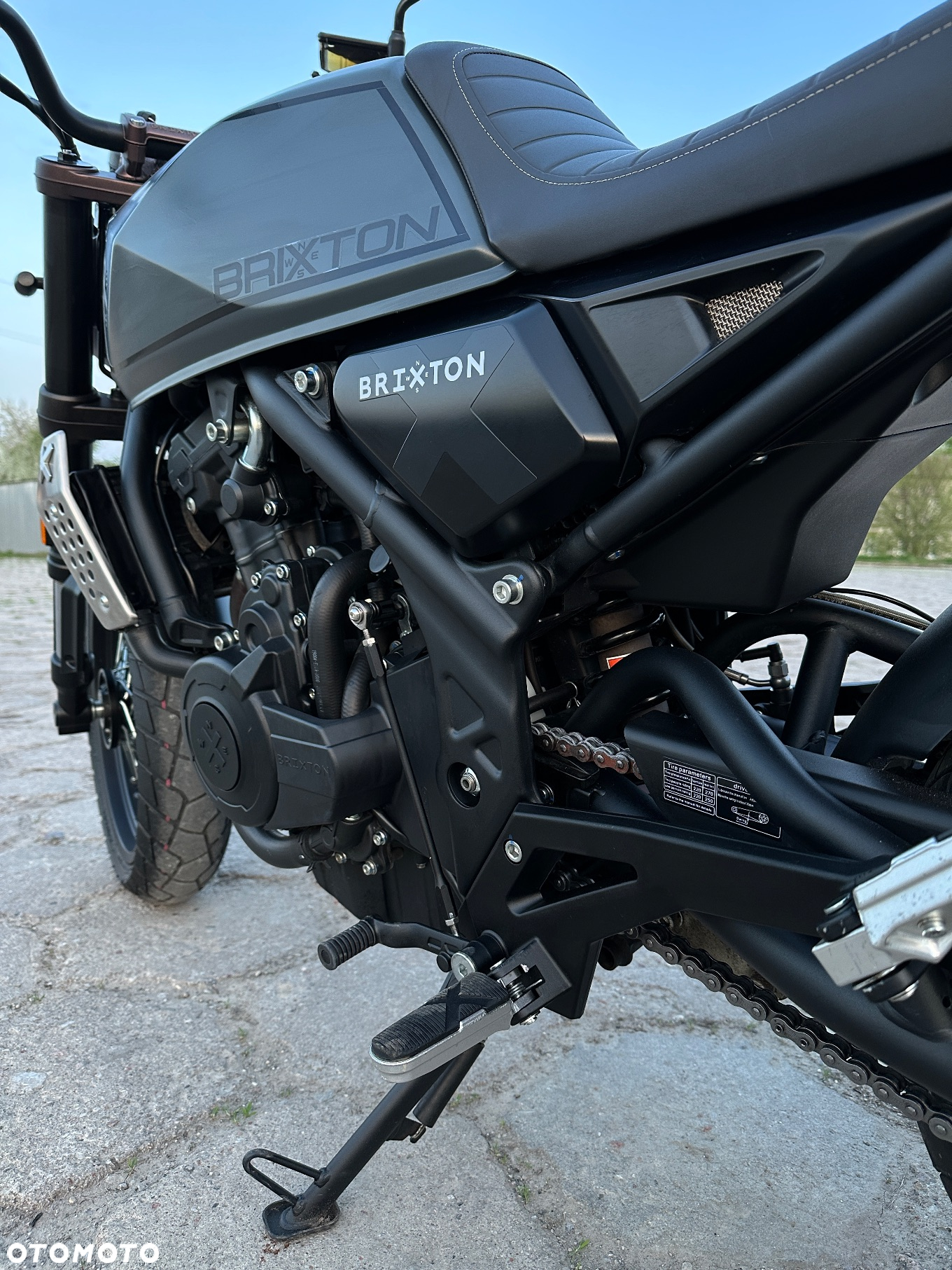 Brixton Crossfire - 9