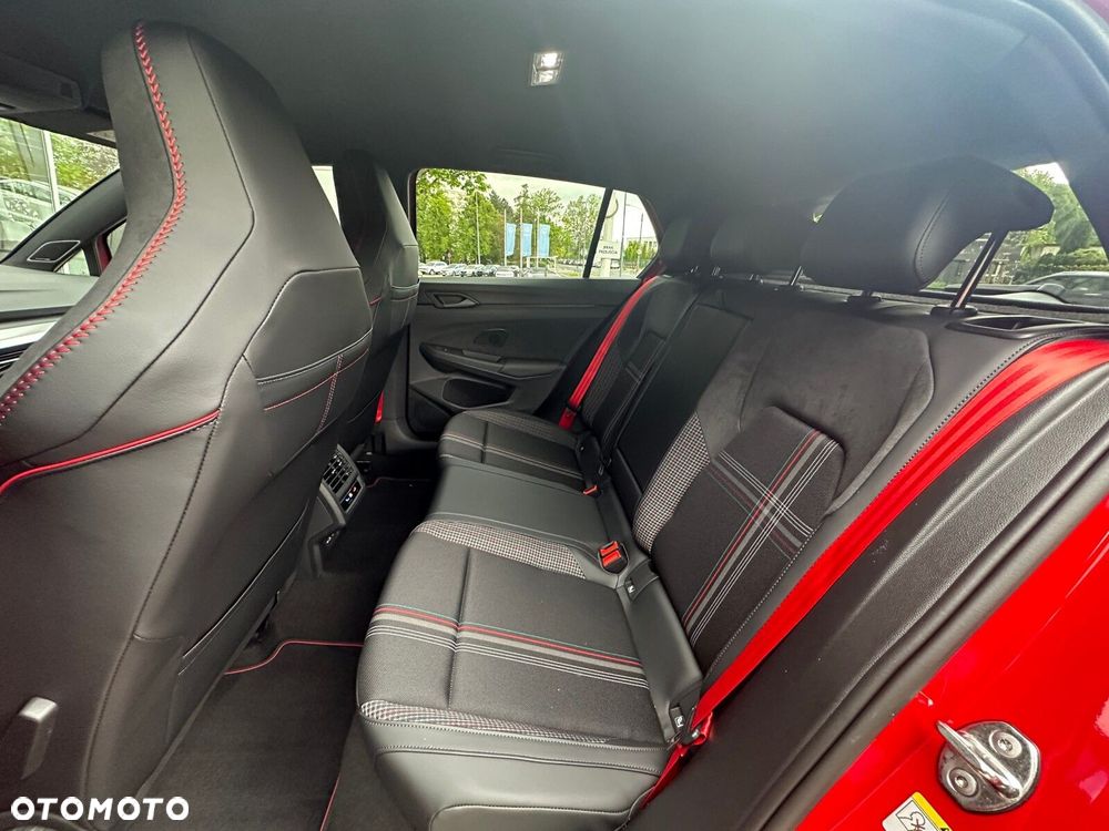 Volkswagen Golf 2.0 TSI GTI Edition 50 DSG - 24