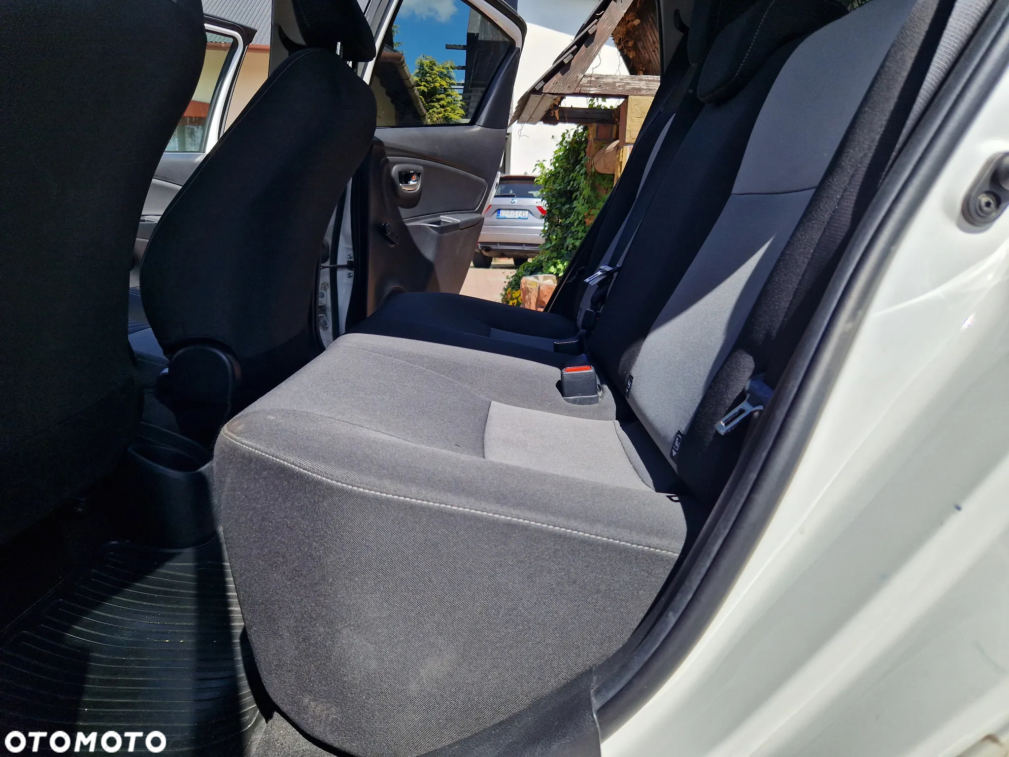 Toyota Yaris 1.5 Premium - 16