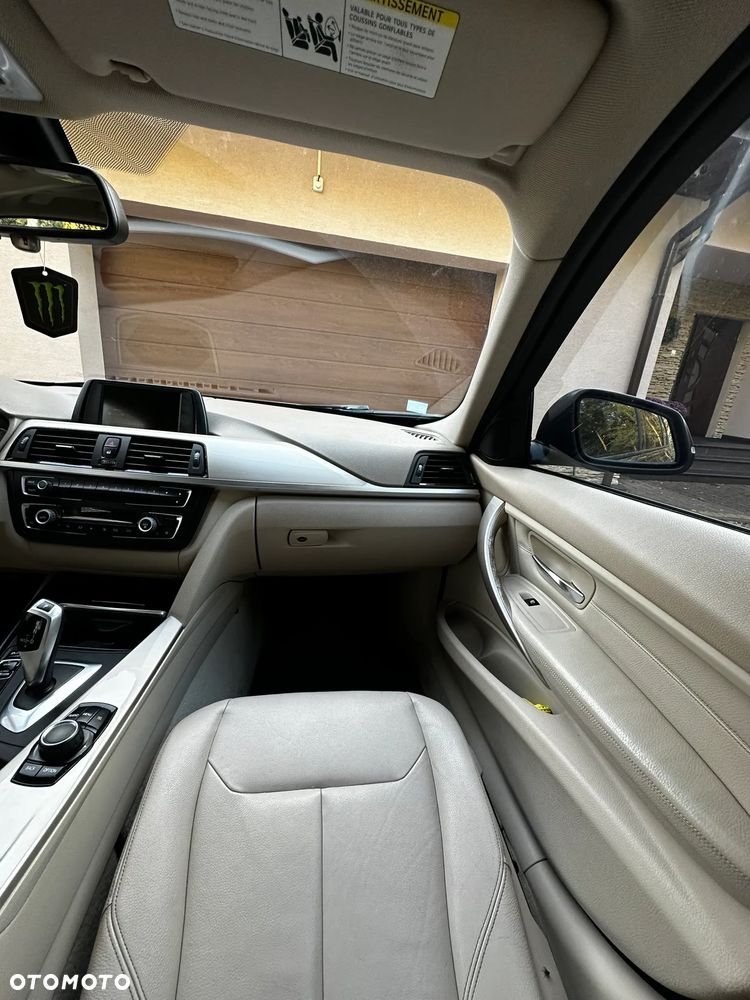 BMW Seria 3 328i - 4