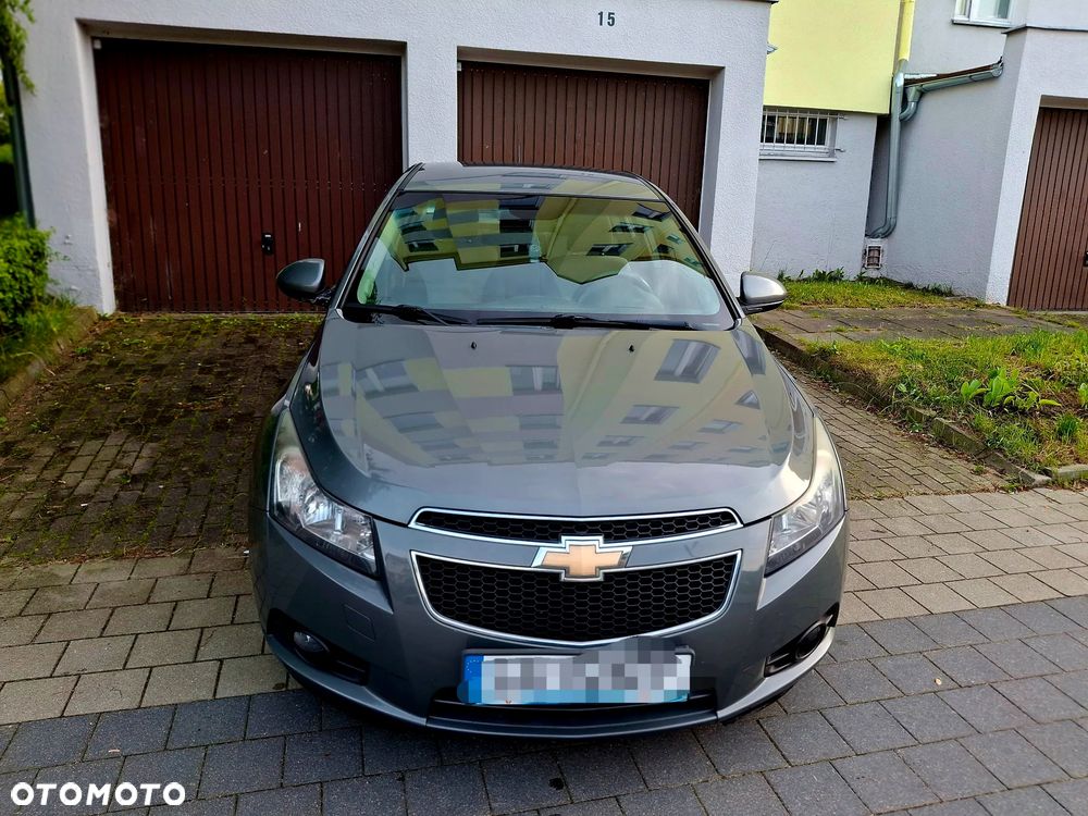 Chevrolet Cruze 1.8 LT - 2