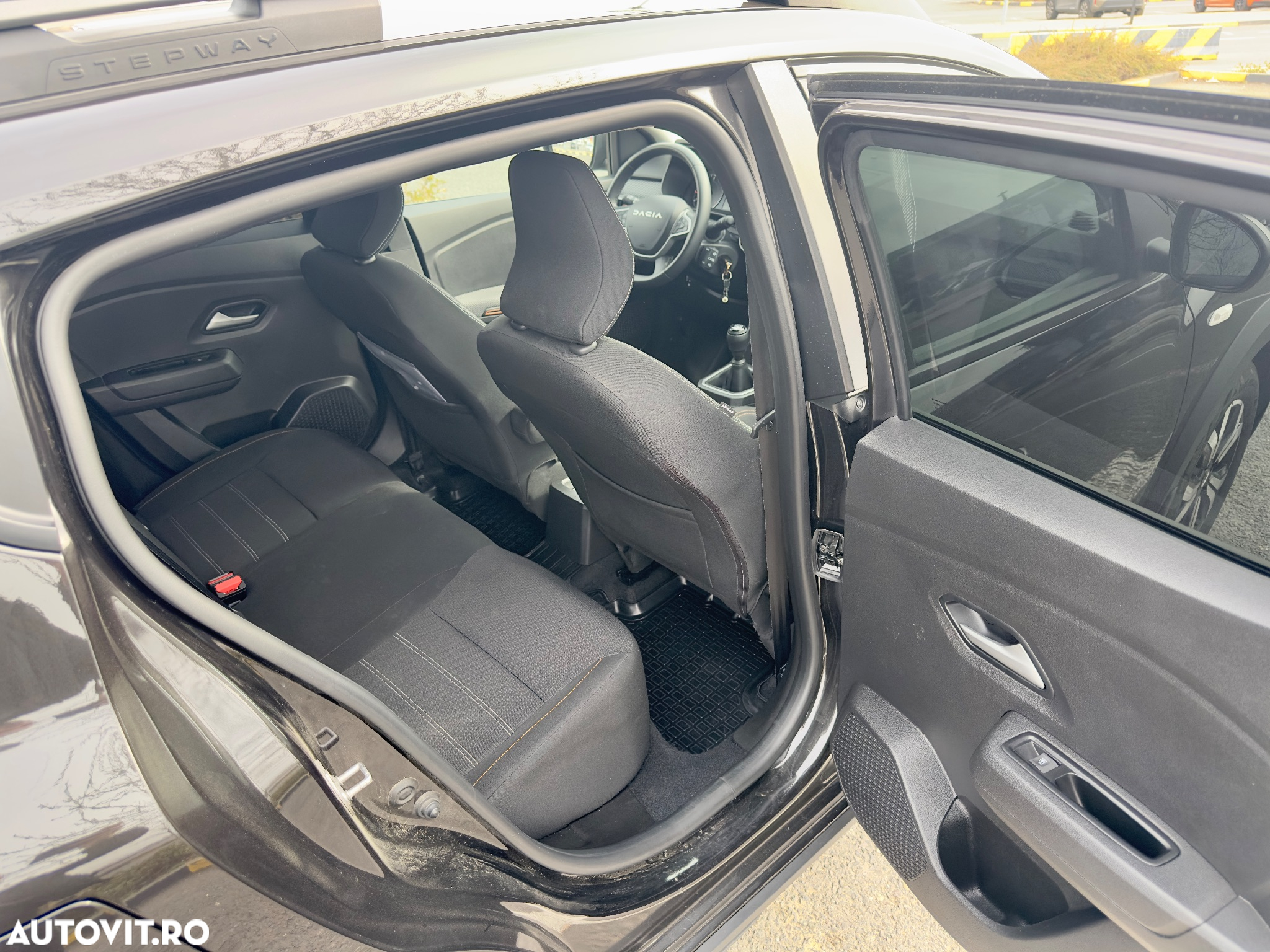 Dacia Sandero Stepway TCe 90 MT6 Expression - 13