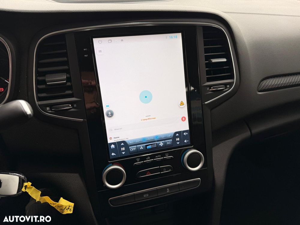 Renault Megane TCe Business - 21