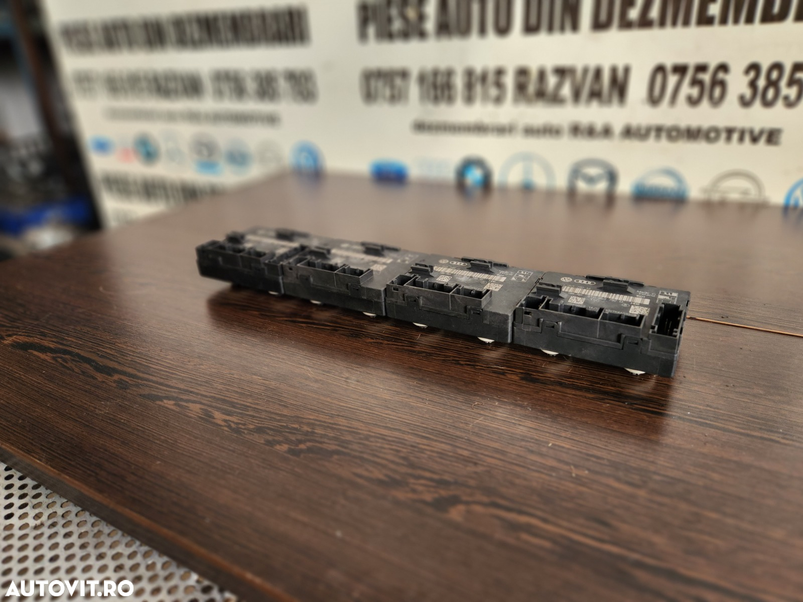 Modul Calculator Usa Stanga Dreapta Fata Spate Audi A4 B8 A5 8T Q5 Cod 8T0959792D 8T0959795B 8T0959793D Dezmembrez Audi A5 8T 2.7 Tdi Euro 5 Motor CGKA Cutie Automata MMW Bixenon Volan Stanga - Dezmembrari Arad - 3