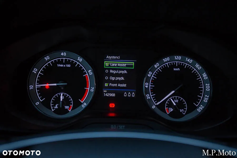 Skoda Karoq 2.0 TSI 4x4 Sportline DSG - 15