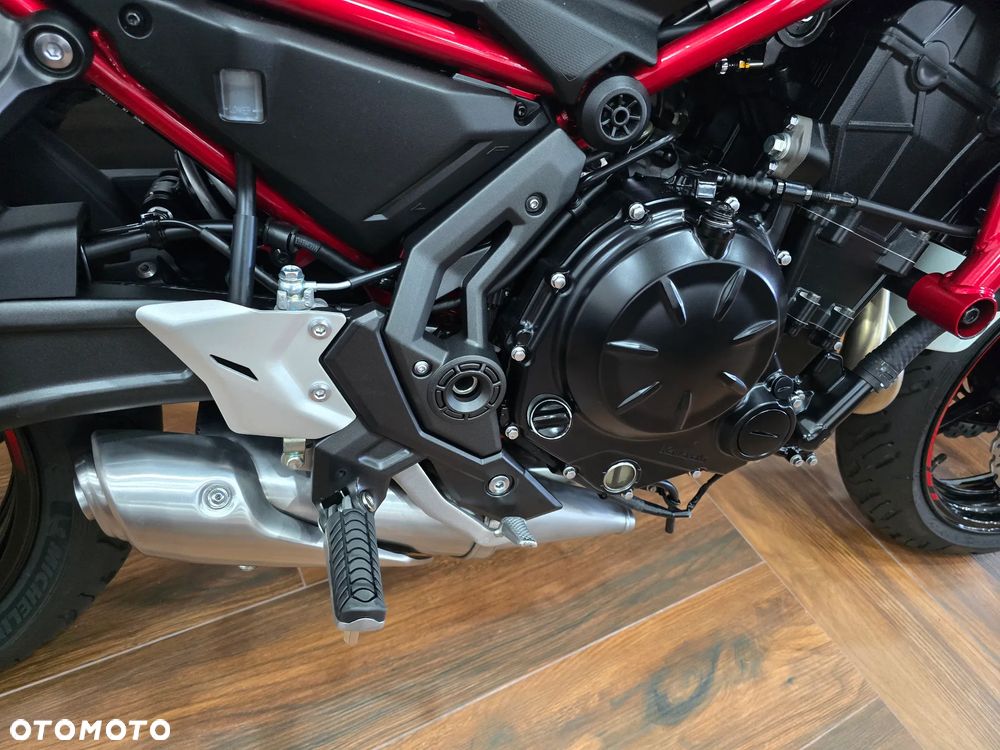 Kawasaki Z 650 - 25