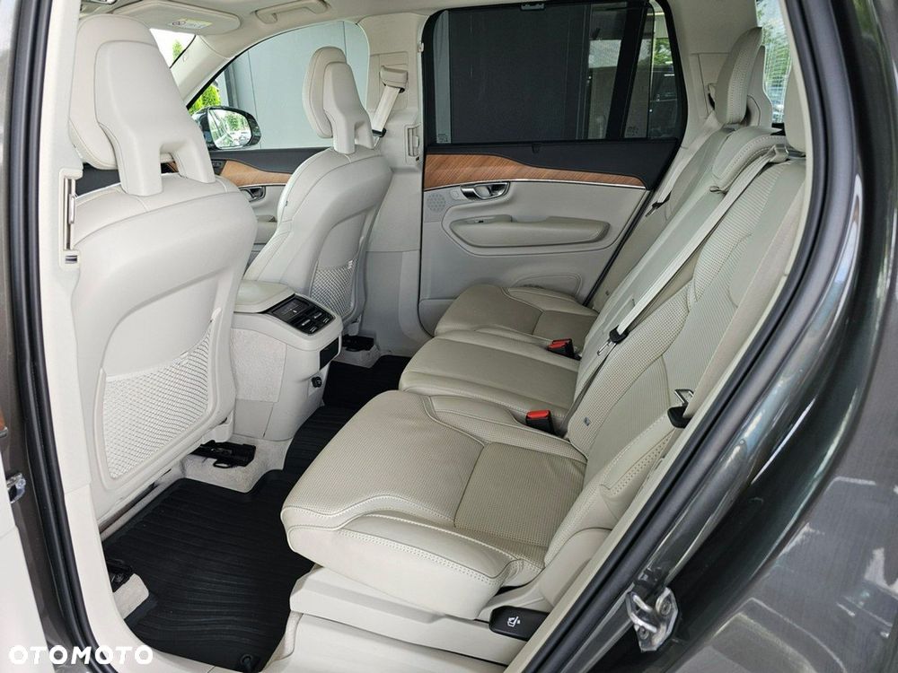 Volvo XC 90 - 34