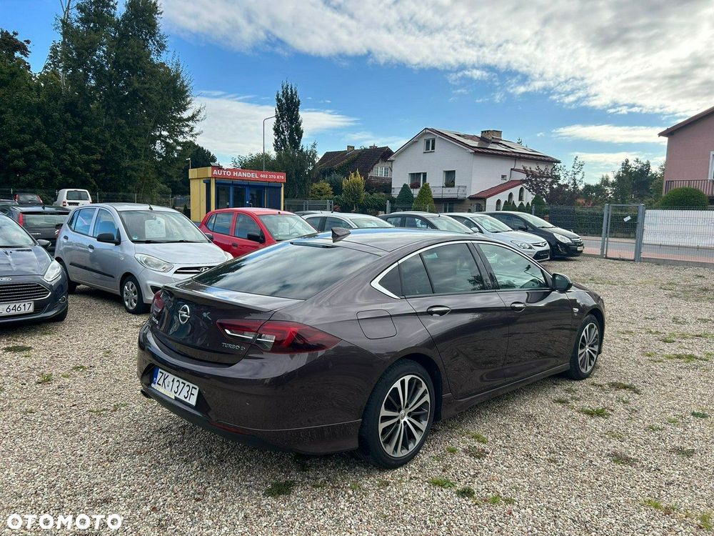 Opel Insignia - 10