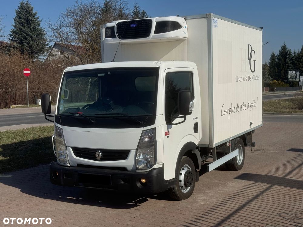 Renault Maxity - 1