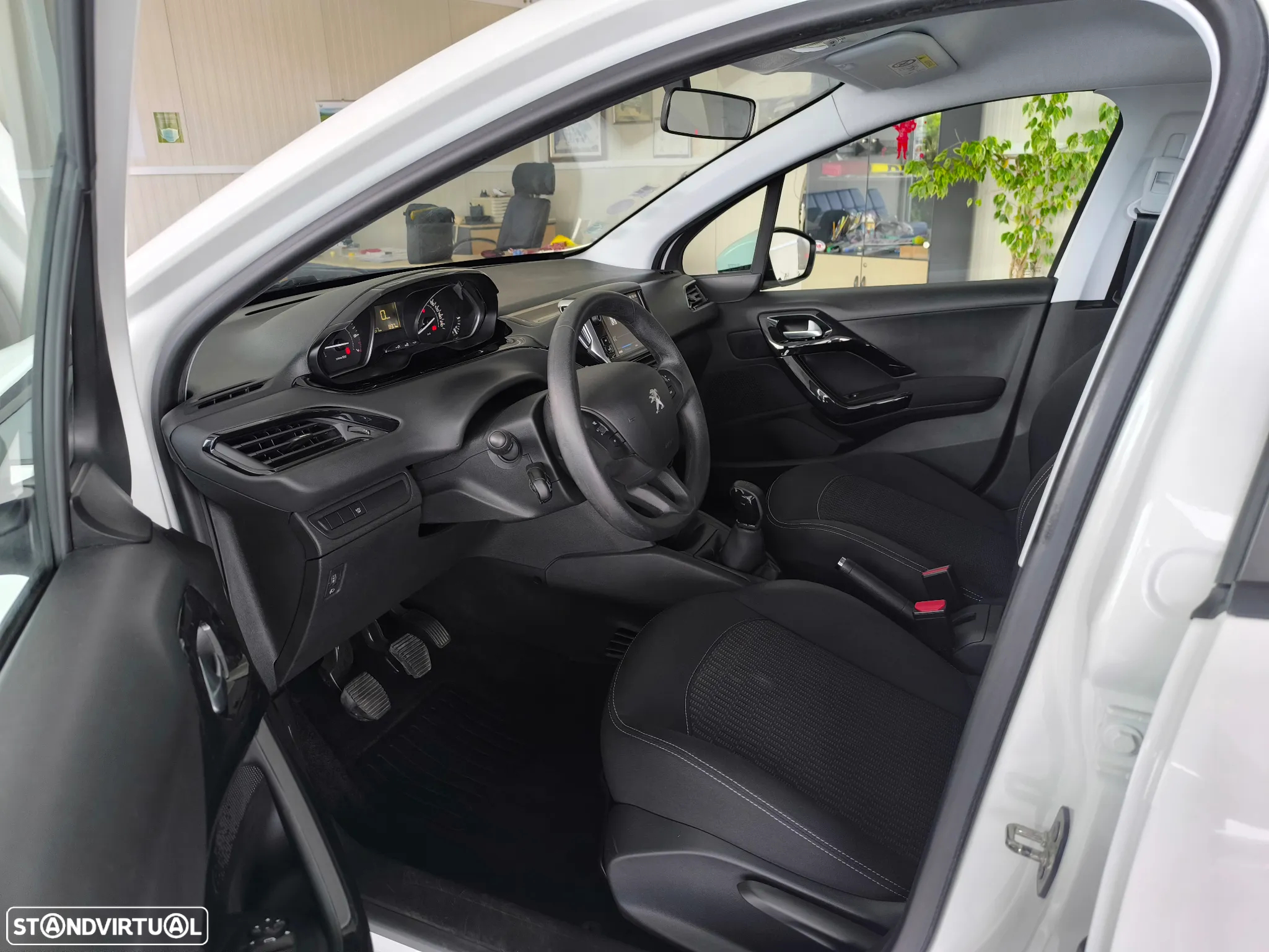 Peugeot 208 1.2 PureTech Active - 7