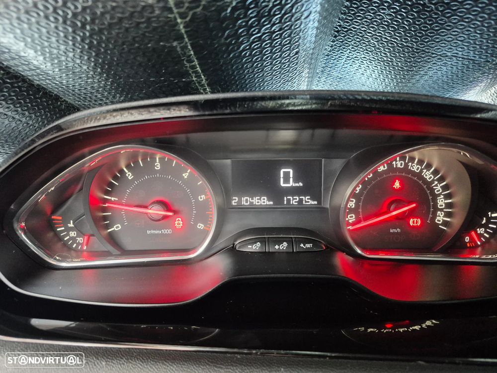 Peugeot 208 1.4 HDi Access - 10