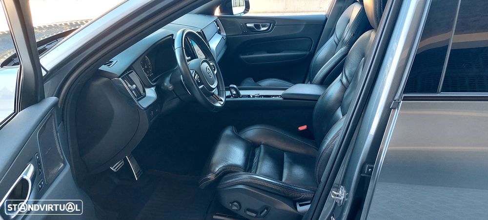 Volvo XC 60 2.0 B5 R-Design AWD - 15