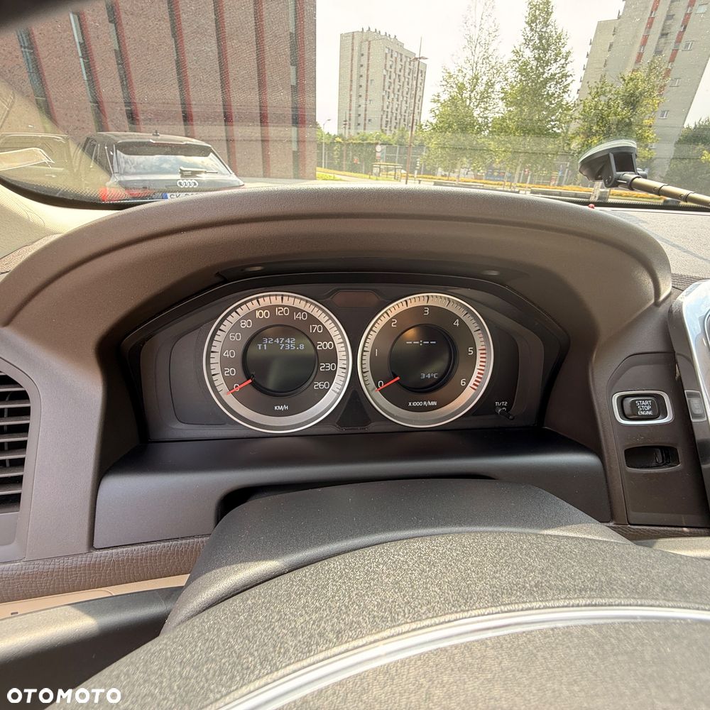 Volvo XC 60 D5 AWD Momentum - 12