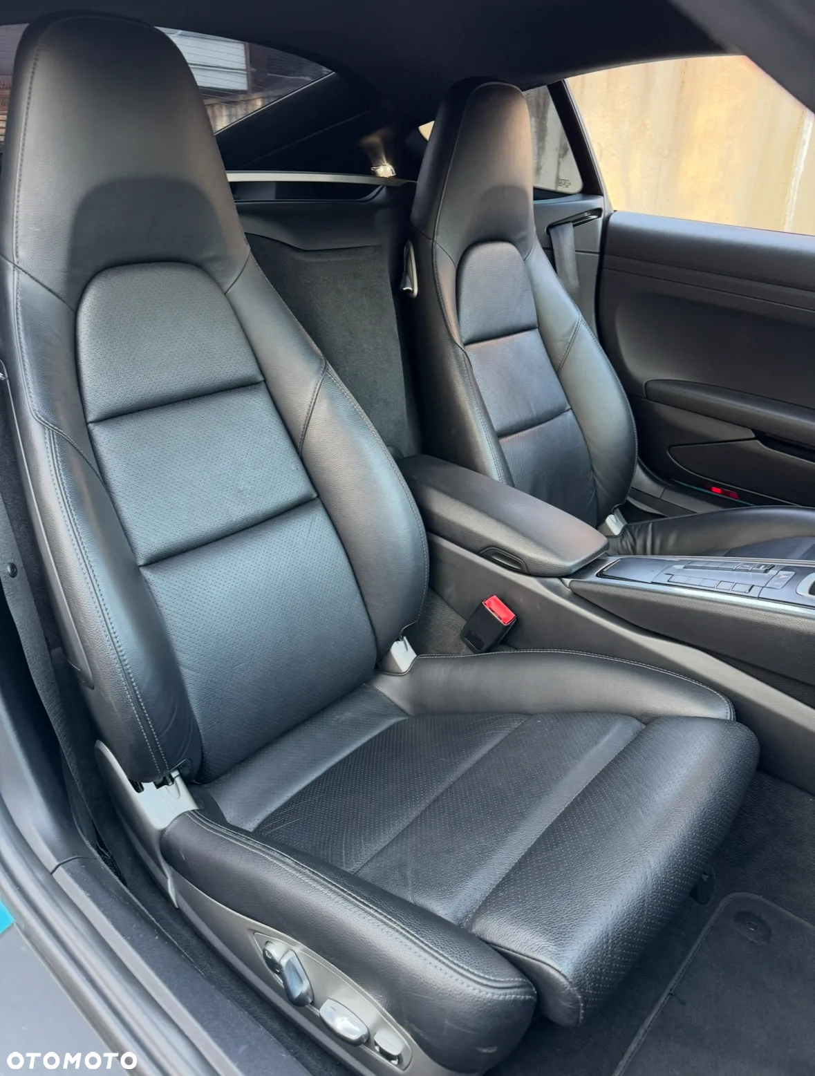 Porsche 718 Cayman GPF PDK - 12