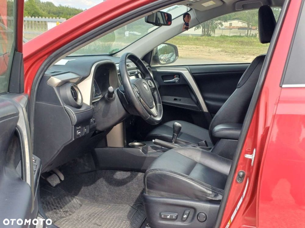 Toyota RAV4 - 18
