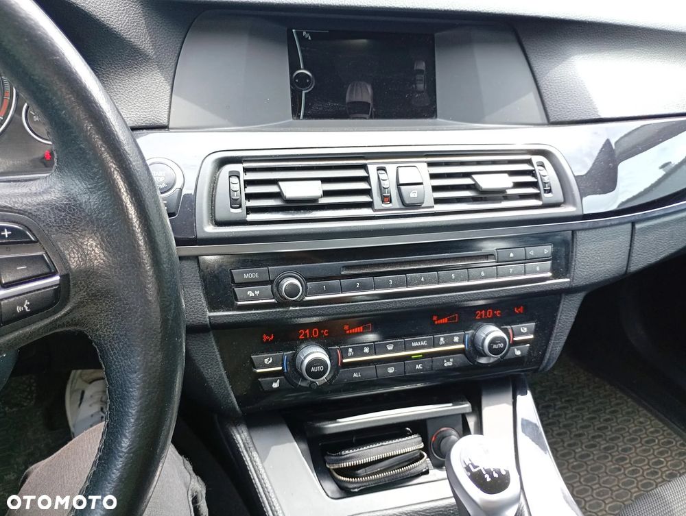 BMW Seria 5 520d - 3