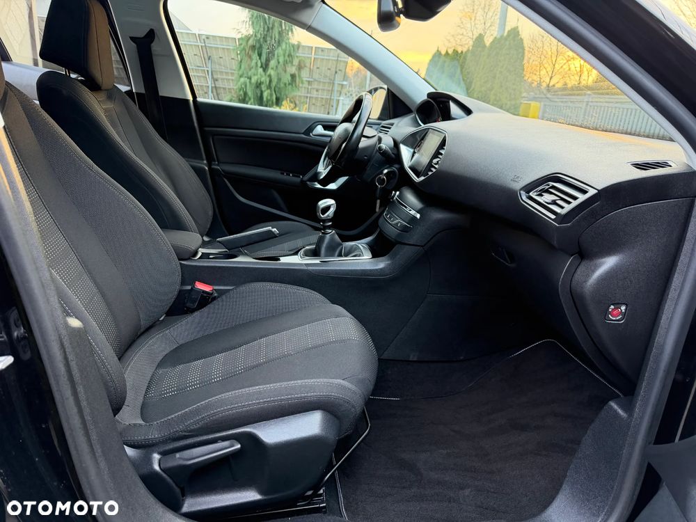 Peugeot 308 BlueHDi FAP 120 Stop & Start Allure - 22