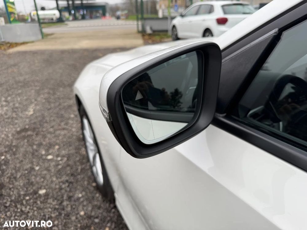 BMW Seria 3 320i xDrive Aut. Advantage - 19