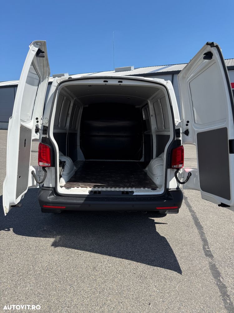 Volkswagen Transporter T6 - 6