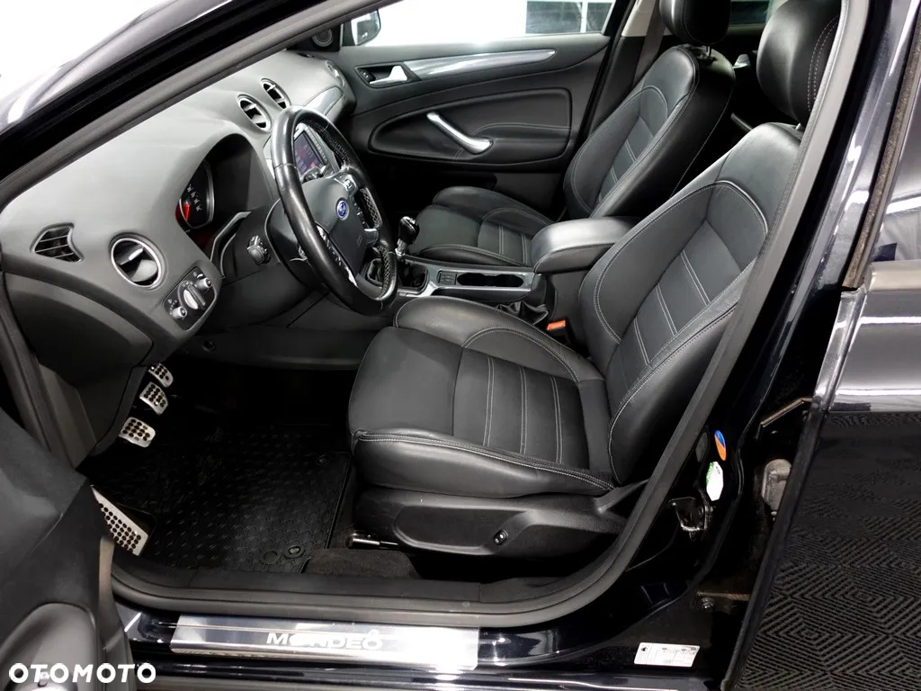 Ford Mondeo - 8