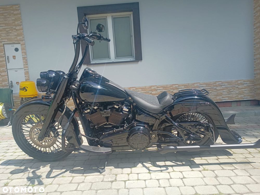 Harley-Davidson Softail - 1