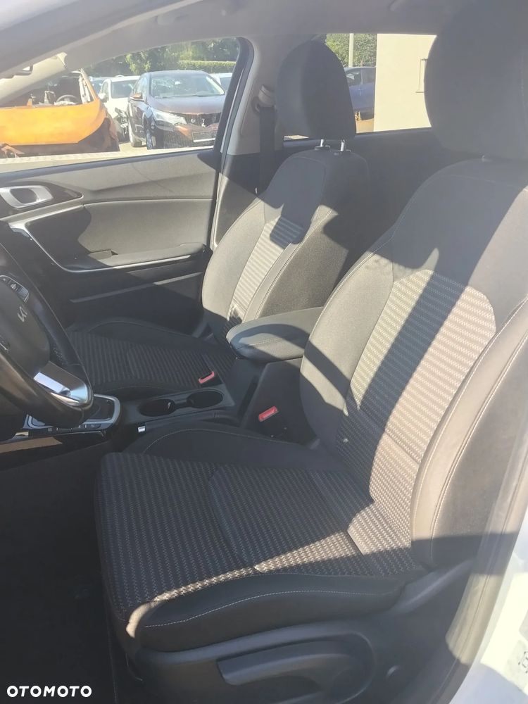 Kia Ceed - 17