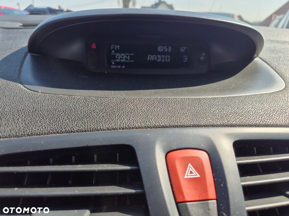 Renault Megane 1.6 16V 100 Authentique - 10